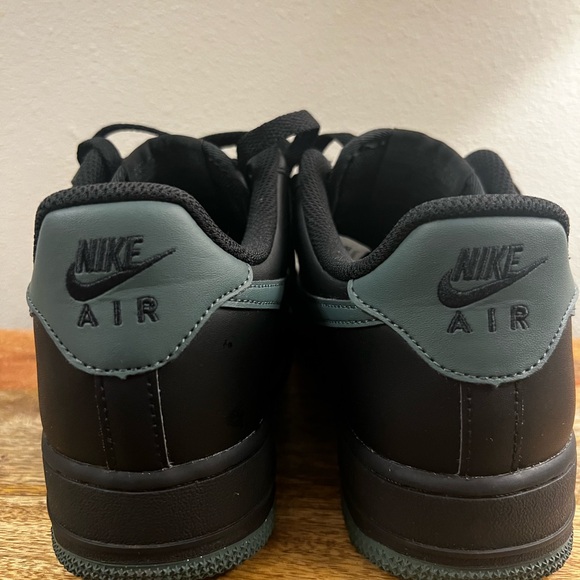 Nike Air Force 1 Low '07 Black Vintage Green - Picture 4 of 11